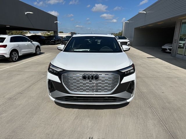 2025 Audi Q4 e-tron Premium Plus