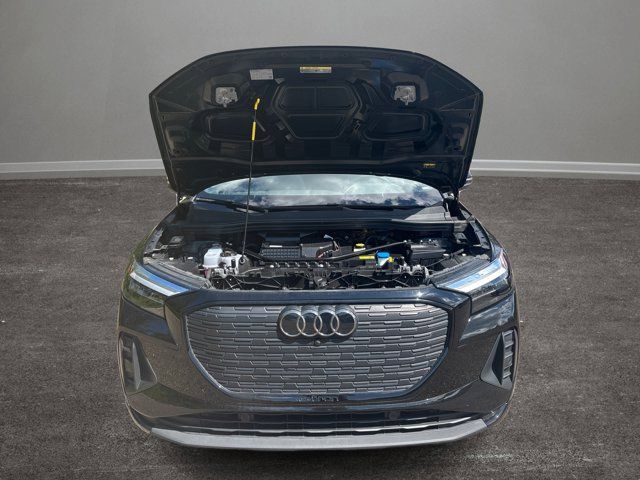 2025 Audi Q4 e-tron Premium Plus