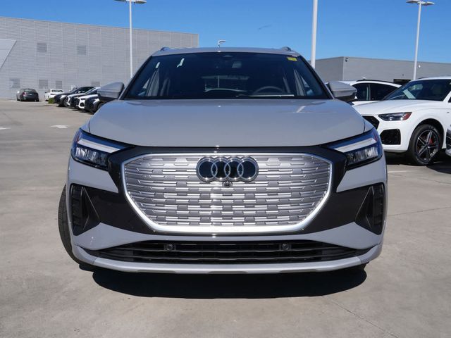 2025 Audi Q4 e-tron Premium Plus