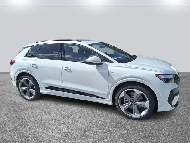 2025 Audi Q4 e-tron Premium Plus