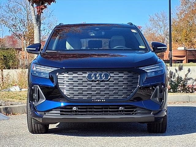 2025 Audi Q4 e-tron Prestige