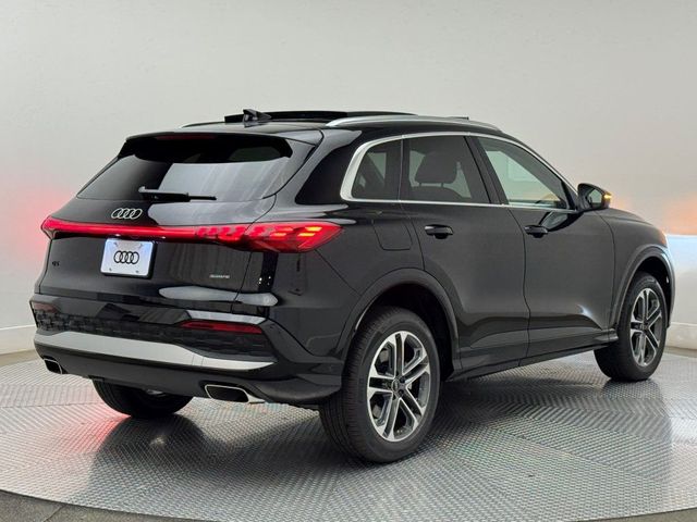 2025 Audi Q5 Premium