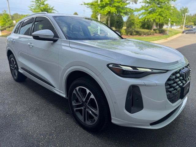 2025 Audi Q5 Premium