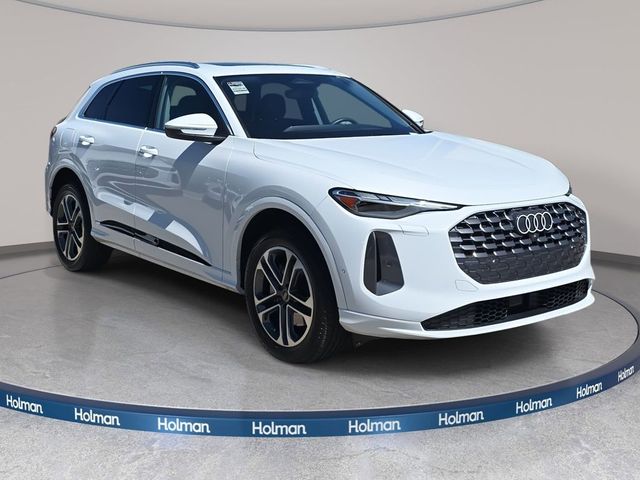 2025 Audi Q5 Premium