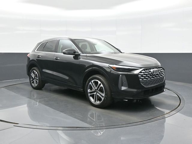 2025 Audi Q5 Premium
