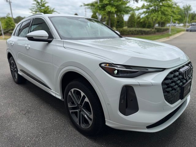 2025 Audi Q5 Premium