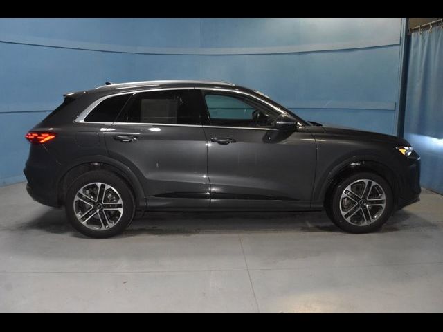 2025 Audi Q5 Premium