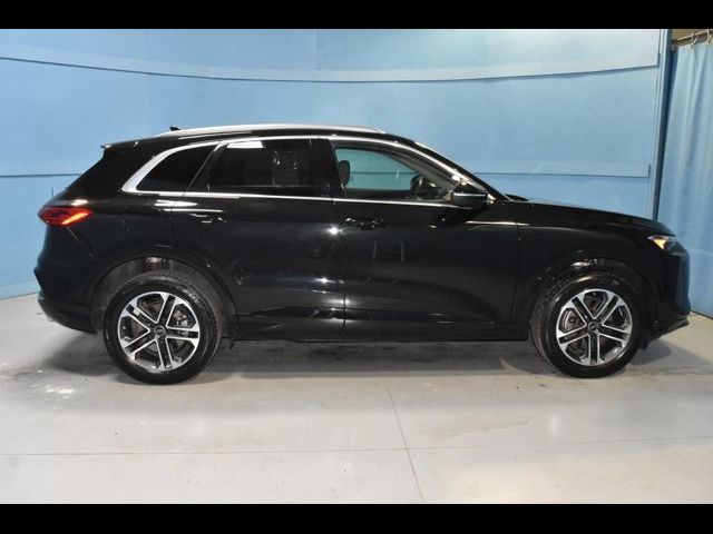2025 Audi Q5 Premium