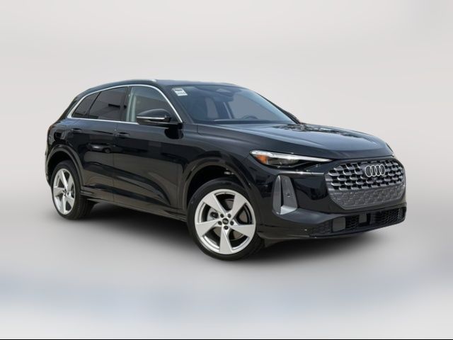 2025 Audi Q5 Premium Plus