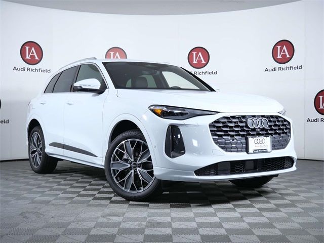 2025 Audi Q5 Premium Plus