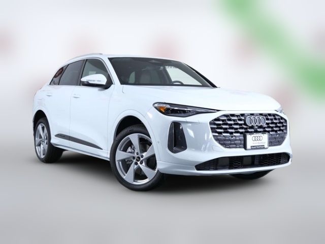 2025 Audi Q5 Premium Plus