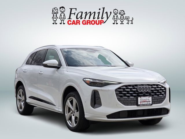 2025 Audi Q5 Premium Plus