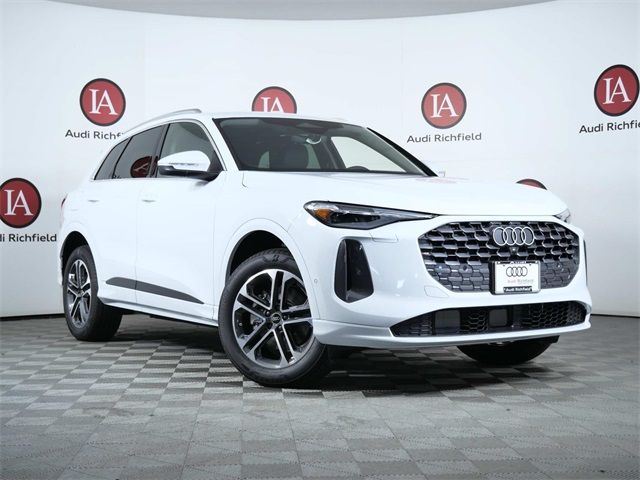 2025 Audi Q5 Premium Plus