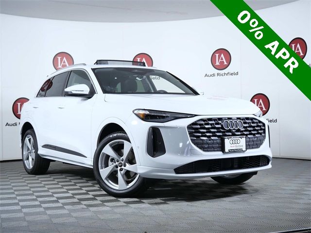 2025 Audi Q5 Premium Plus