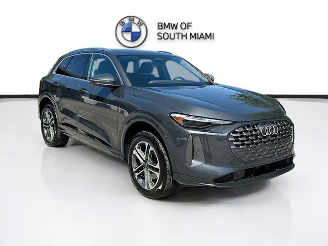 2025 Audi Q5 Premium Plus