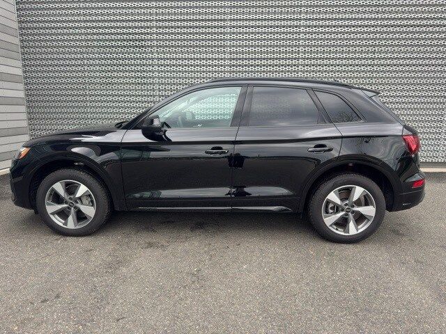 2025 Audi Q5 Premium