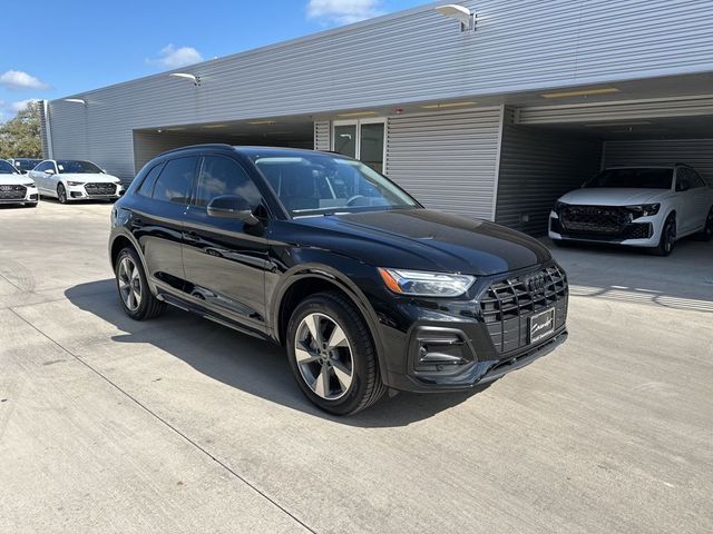 2025 Audi Q5 Premium