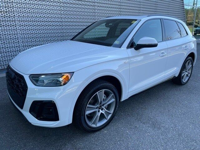 2025 Audi Q5 S Line Premium