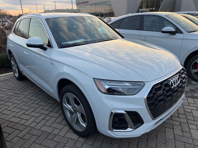 2025 Audi Q5 S Line Premium Plus