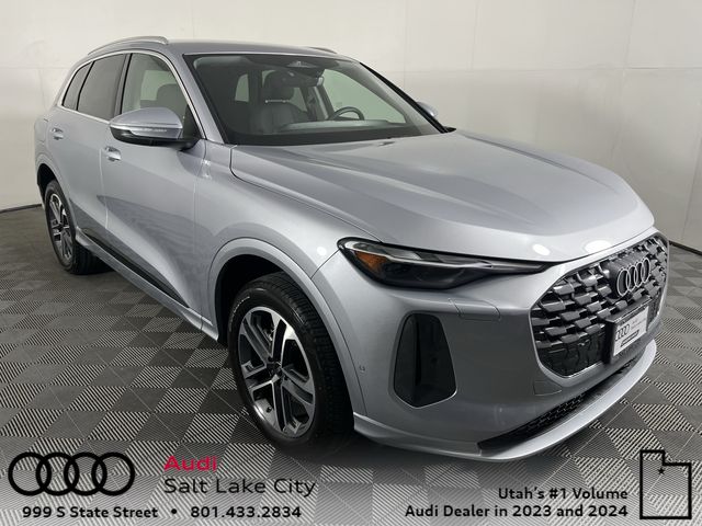 2025 Audi Q5 Premium