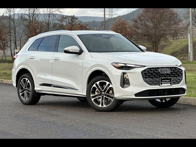 2025 Audi Q5 Premium