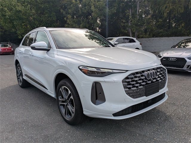 2025 Audi Q5 Premium