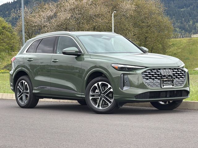 2025 Audi Q5 Premium