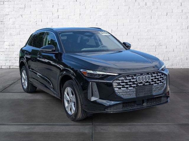 2025 Audi Q5 Premium