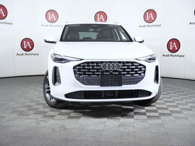 2025 Audi Q5 Premium