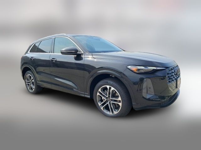 2025 Audi Q5 Premium