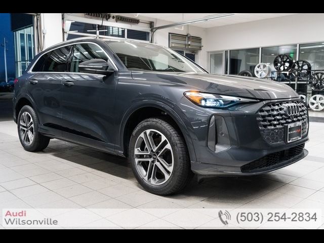 2025 Audi Q5 Premium