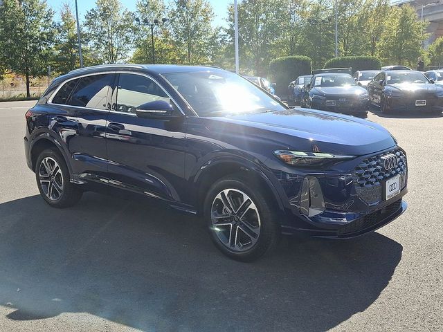 2025 Audi Q5 Premium