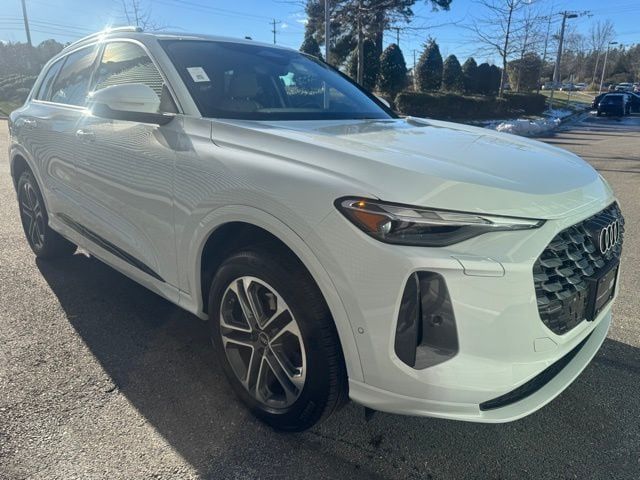 2025 Audi Q5 Premium