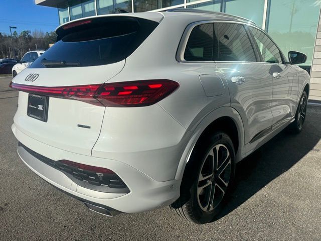 2025 Audi Q5 Premium