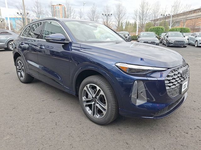 2025 Audi Q5 Premium