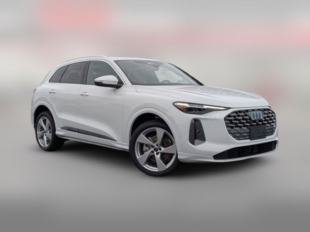 2025 Audi Q5 Premium Plus