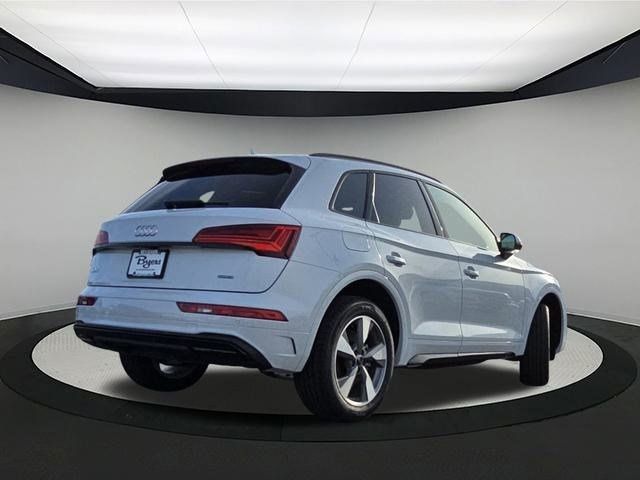 2025 Audi Q5 Premium