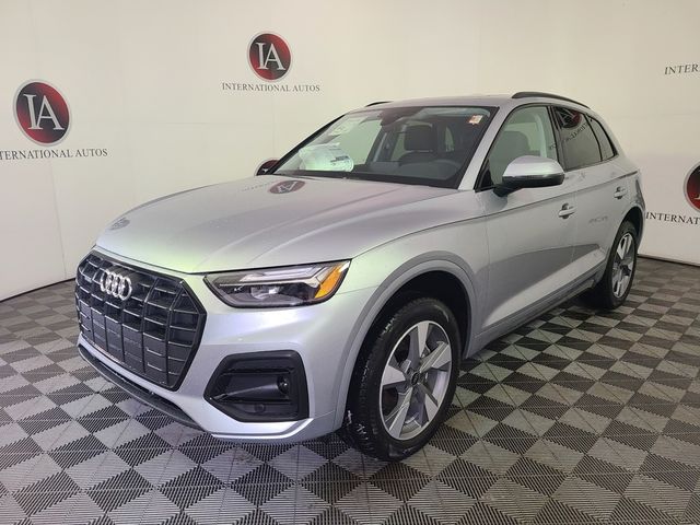 2025 Audi Q5 Premium