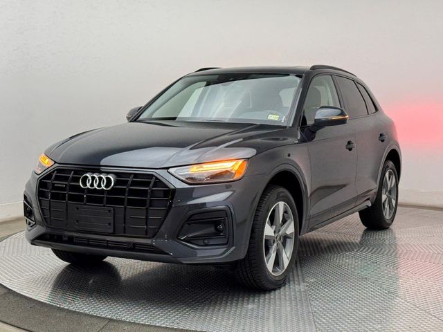 2025 Audi Q5 Premium