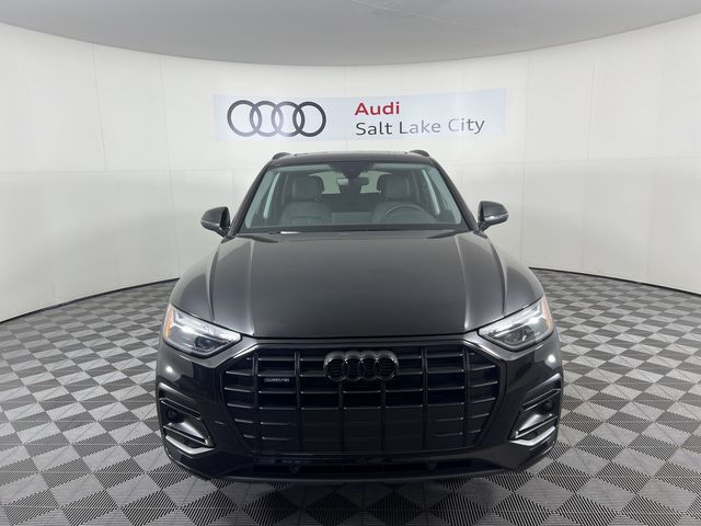 2025 Audi Q5 Premium