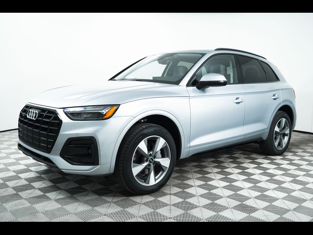 2025 Audi Q5 Premium