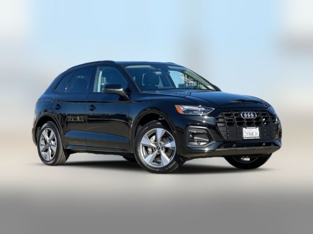 2025 Audi Q5 Premium