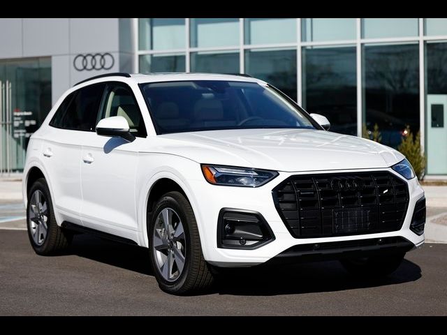 2025 Audi Q5 Premium