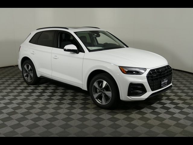 2025 Audi Q5 Premium