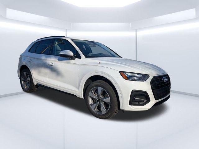 2025 Audi Q5 Premium