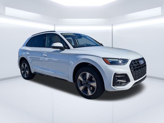 2025 Audi Q5 Premium