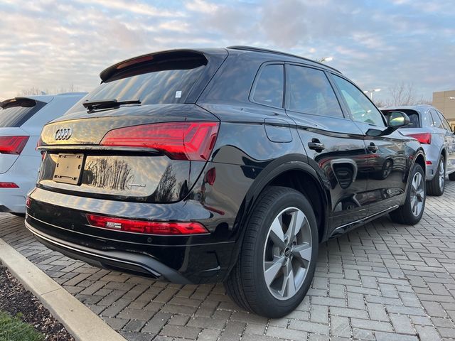 2025 Audi Q5 Premium