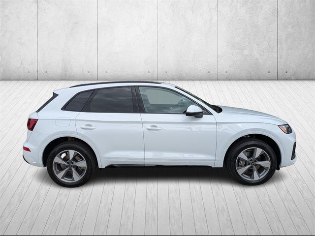 2025 Audi Q5 Premium