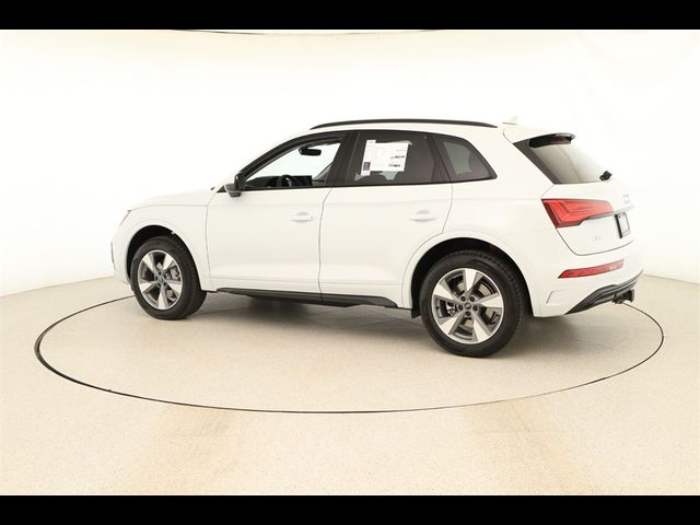 2025 Audi Q5 Premium