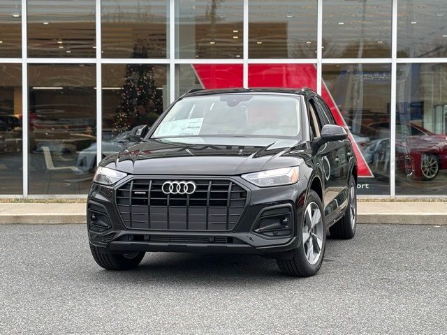 2025 Audi Q5 Premium